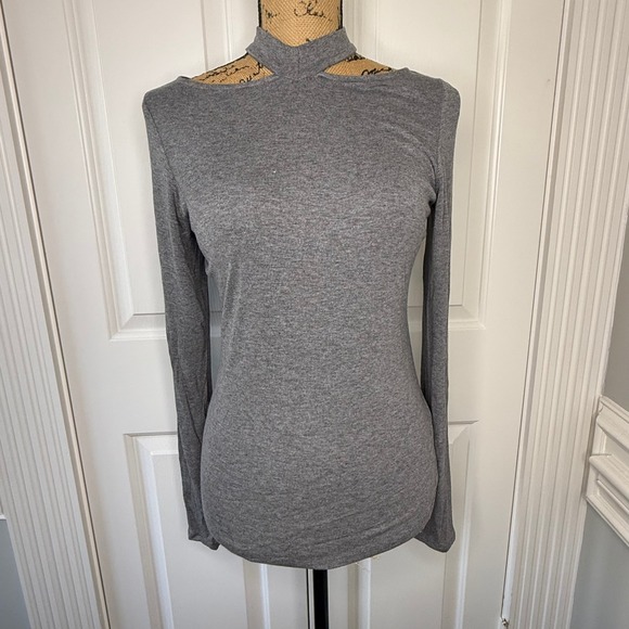 Guess Tops - GUESS Grey Ribbed Mock Neck Cutout Long Sleeve Top Women's Size M